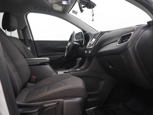 Used 2021 Chevrolet Equinox LT AWD/4WD image 11