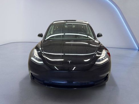 Used 2019 Tesla Model 3 Long Range RWD image 2