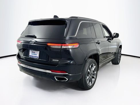 Used 2022 Jeep Grand Cherokee Overland AWD/4WD image 5
