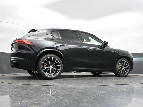 Used 2023 Maserati Grecale Modena AWD/4WD image 41