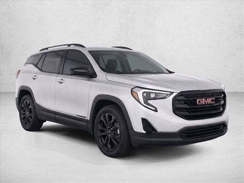 Used 2021 GMC Terrain SLE w/ Driver Convenience Package FWD image 3