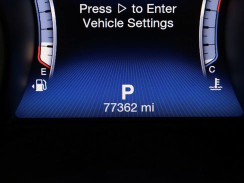 Used 2018 Maserati Levante GranSport image 46