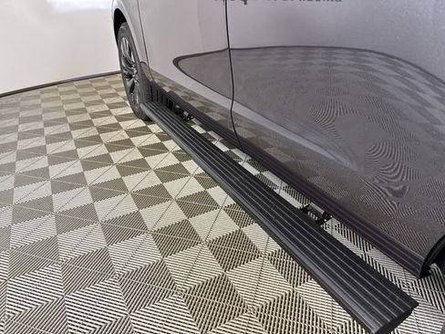 New 2025 Ford Expedition Platinum w/ Stealth Appearance Package image 32