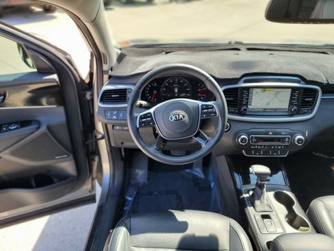 Used 2019 Kia Sorento EX w/ EX Premium Package FWD image 18