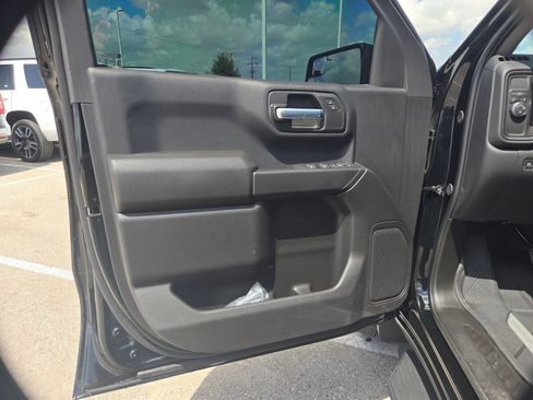Used 2026 Chevrolet Silverado 1500 Custom RWD image 12