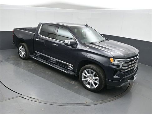 Used 2022 Chevrolet Silverado 1500 High Country w/ High Country Premium Package image 27