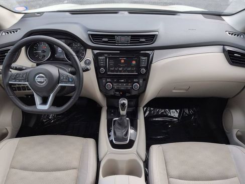 Certified 2020 Nissan Rogue Sport SV w/ Technology Package FWD image 15