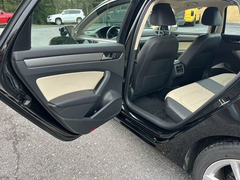 Used 2014 Volkswagen Passat TDI SE FWD image 15
