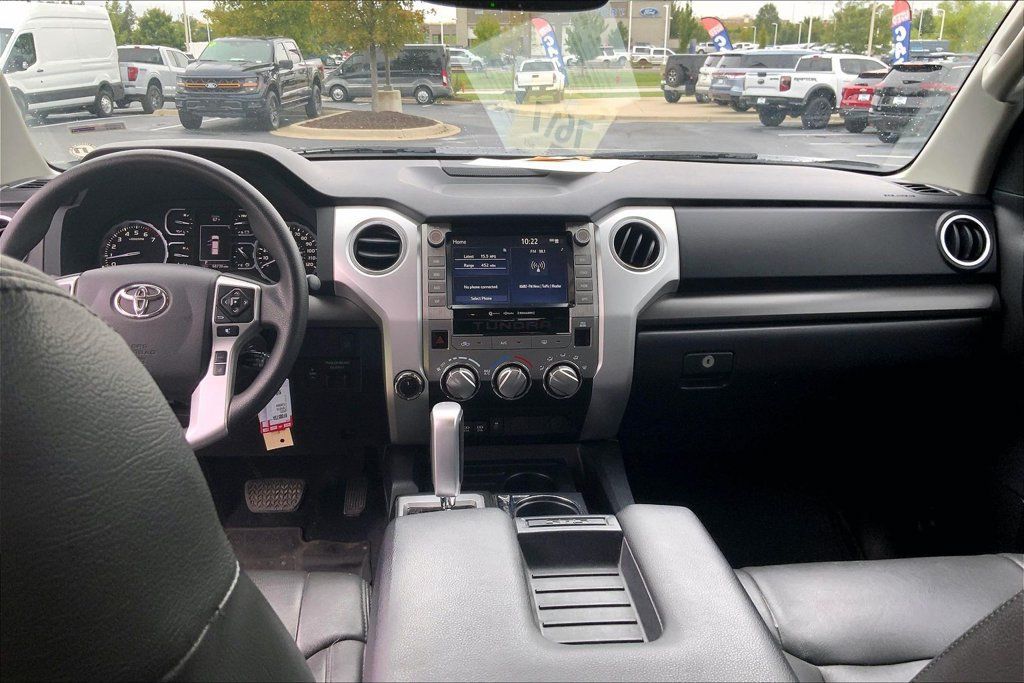 Used 2021 Toyota Tundra SR5 w/ SR5 Upgrade Package AWD/4WD image 10