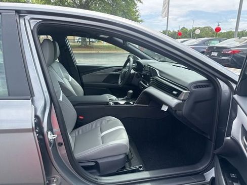 New 2026 Toyota Camry SE FWD image 13