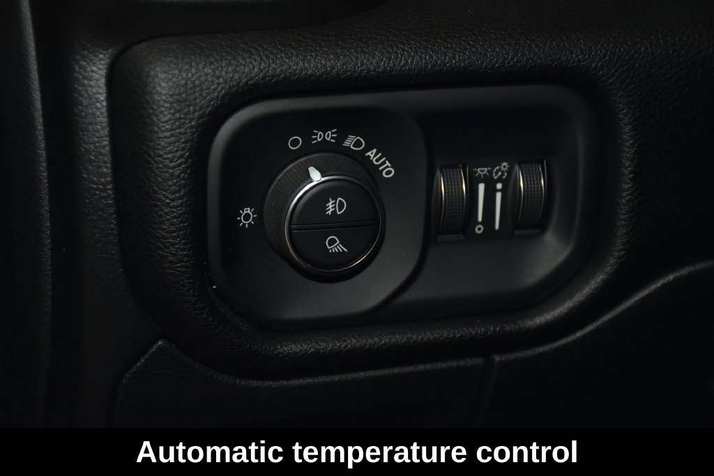 Used 2023 RAM 1500 Laramie AWD/4WD image 15
