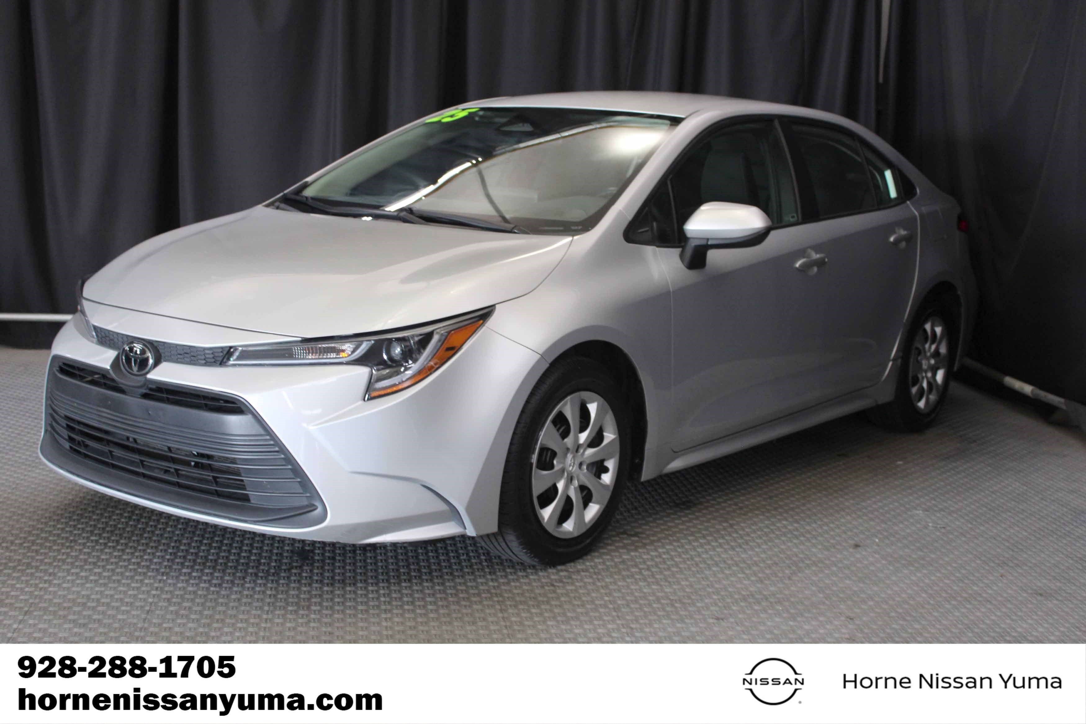 Used 2025 Toyota Corolla LE FWD image 3
