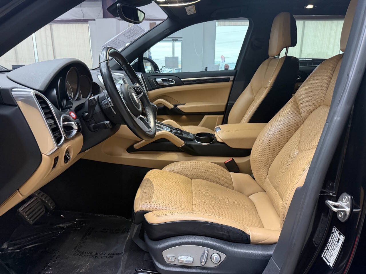 Used 2017 Porsche Cayenne S AWD/4WD image 11
