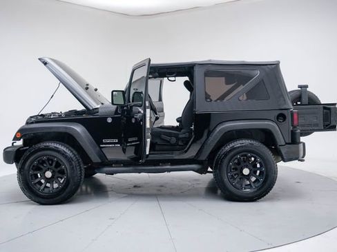 Used 2012 Jeep Wrangler Sport AWD/4WD image 18