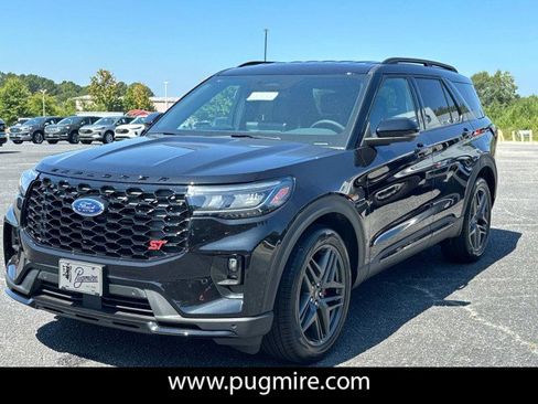 New 2025 Ford Explorer ST image 3