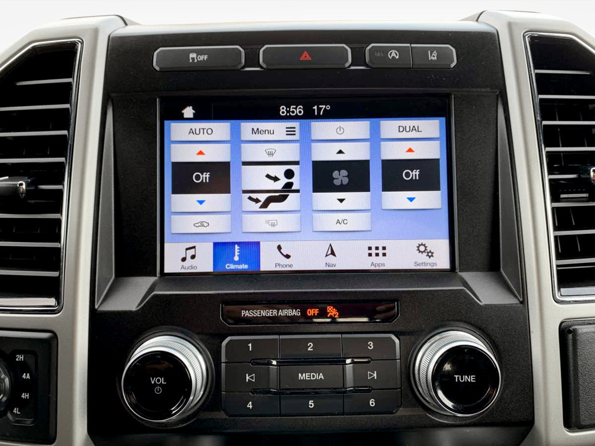 Used 2019 Ford F150 Lariat w/ Equipment Group 502A Luxury AWD/4WD image 34