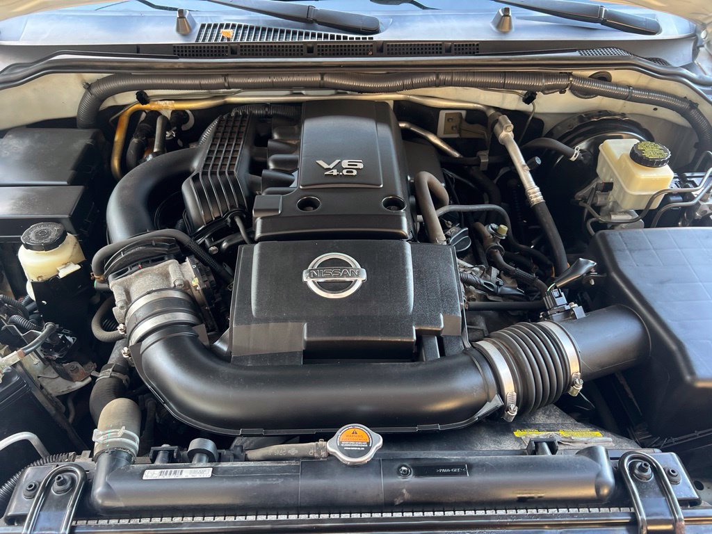 Used 2016 Nissan Frontier PRO-4X AWD/4WD image 17