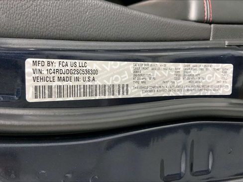 Used 2025 Dodge Durango GT AWD/4WD image 31