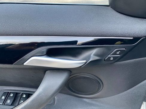 Used 2018 BMW X1 sDrive28i image 16