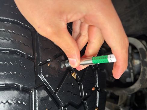 Used 2017 Chevrolet Suburban LT AWD/4WD image 10