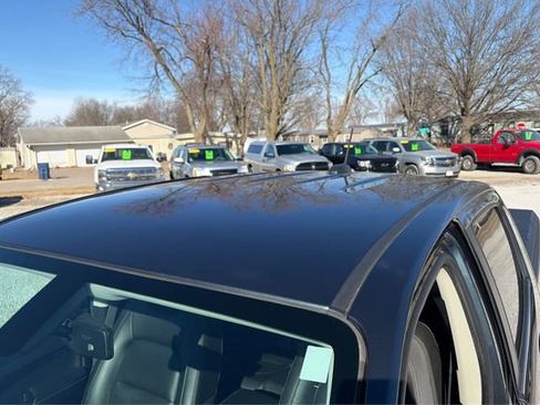 Used 2019 GMC Canyon SLT w/ Trailering Package image 11