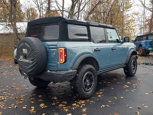 Used 2022 Ford Bronco Badlands image 5