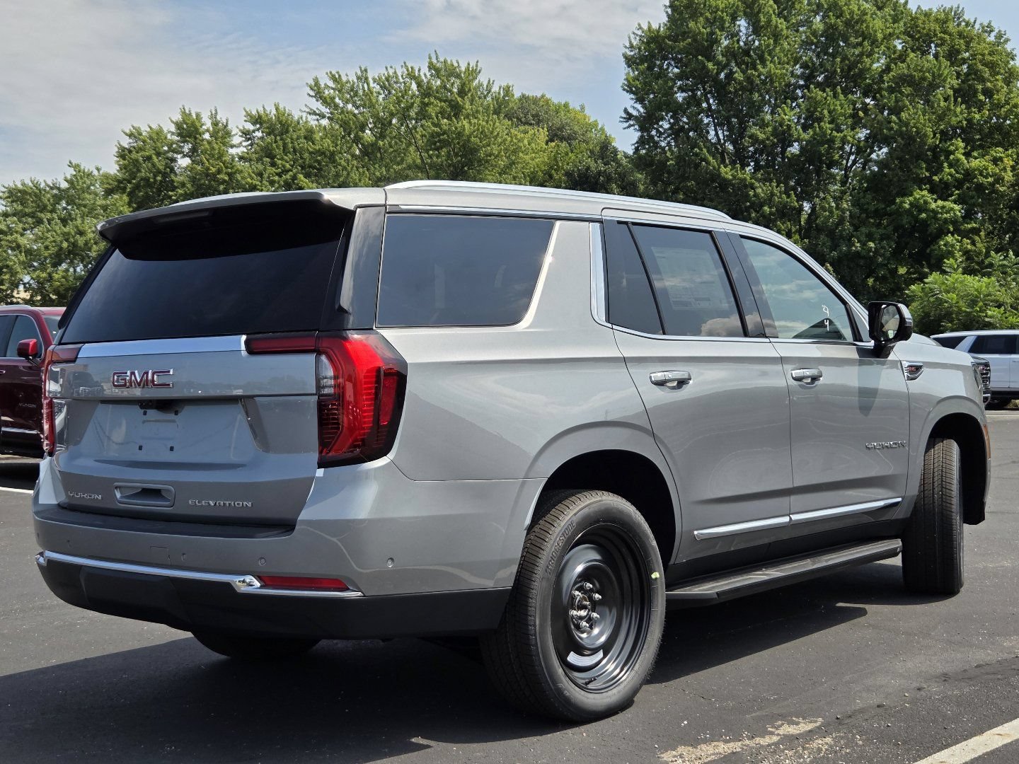 New 2026 GMC Yukon Elevation w/ Elevation Premium Package AWD/4WD image 21