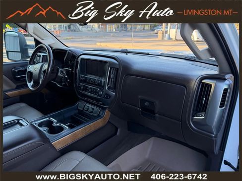 Used 2015 Chevrolet Silverado 2500 LTZ image 16