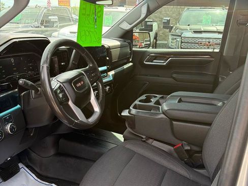 Used 2023 GMC Sierra 1500 SLE w/ Enhanced Capability Package AWD/4WD image 7