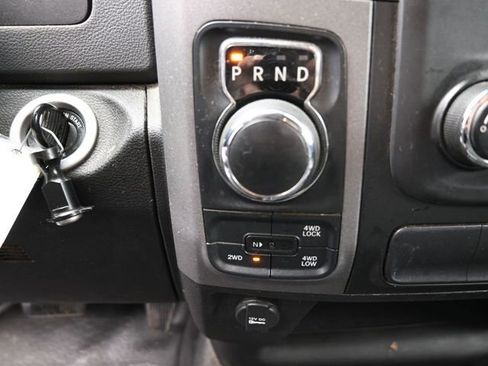 Used 2020 RAM 1500 Tradesman w/ Chrome Appearance Group image 24