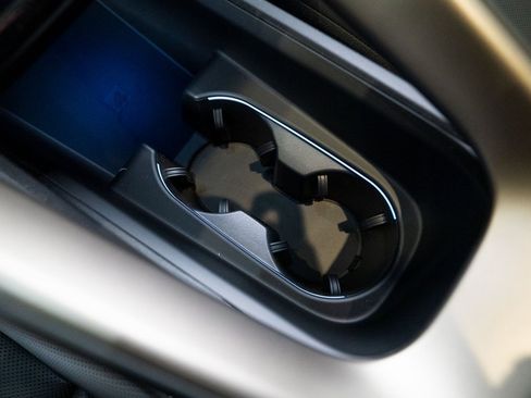 New 2025 Porsche Macan Turbo Electric image 27