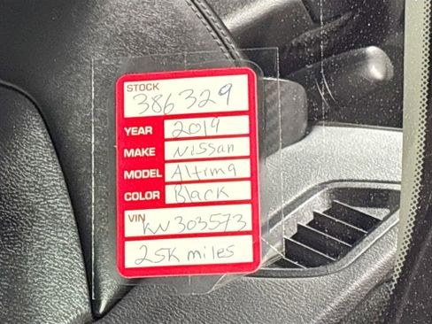 Used 2019 Nissan Altima 2.5 Platinum AWD/4WD image 26