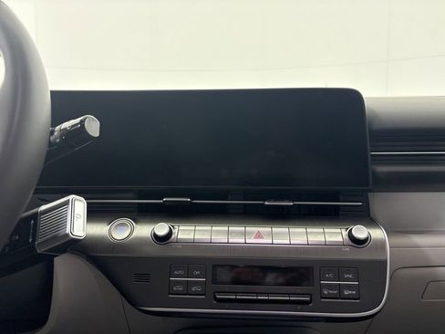 Used 2024 Hyundai Kona SEL w/ Convenience Package image 25