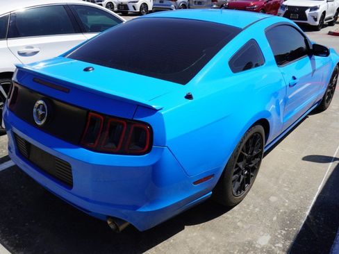 Used 2014 Ford Mustang Premium w/ Equipment Group 201A RWD image 4