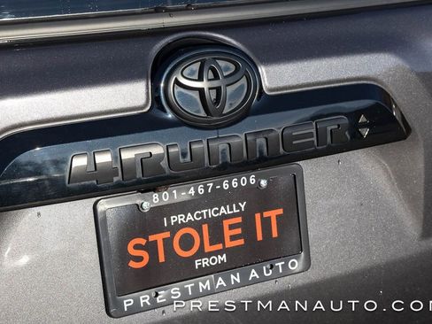Used 2021 Toyota 4Runner Venture image 40