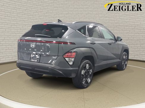 Certified 2025 Hyundai Kona SEL AWD/4WD image 5