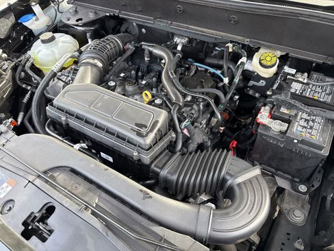 Used 2025 Ford Bronco Sport Outer Banks w/ Outer Banks Tech Package+ image 50