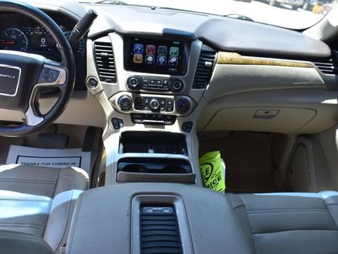 Used 2017 GMC Yukon Denali w/ Open Road Package AWD/4WD image 22