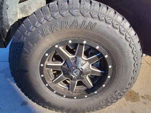 Used 2019 Ford F150 XLT w/ Equipment Group 302A Luxury image 19