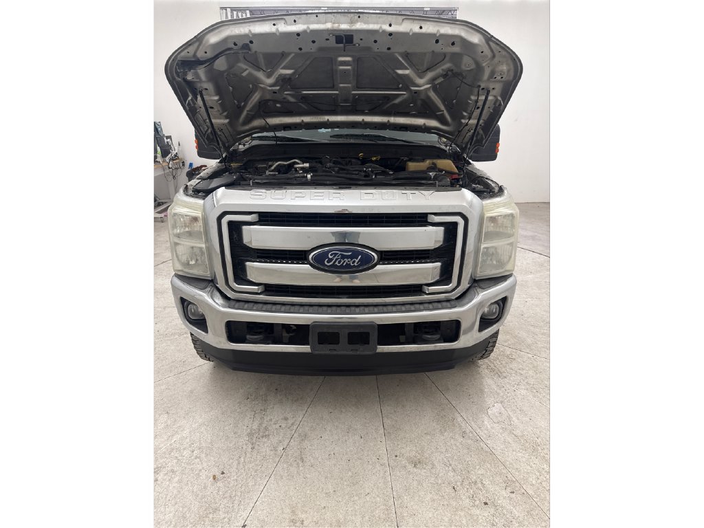 Used 2015 Ford F250 Lariat w/ Lariat Ultimate Package AWD/4WD image 17