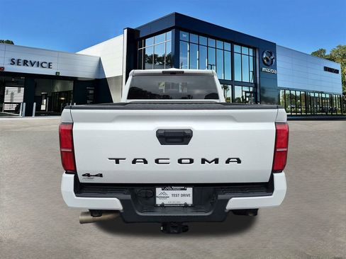 Used 2024 Toyota Tacoma TRD Off-Road image 5