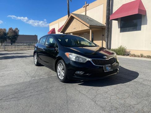 Used 2014 Kia Forte EX w/ Protection Package image 3