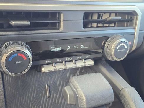 Certified 2025 Toyota 4Runner SR5 AWD/4WD image 28