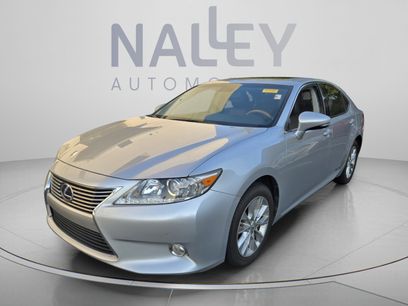 Used 2013 Lexus ES 300h w/ Luxury Pkg