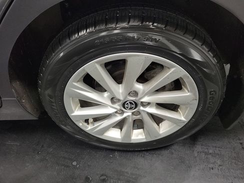 Used 2023 Toyota Camry LE FWD image 10