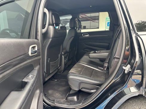 Used 2021 Jeep Grand Cherokee Laredo X RWD image 23