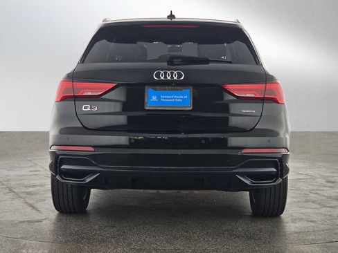 Used 2021 Audi Q3 2.0T Premium w/ Convenience Package AWD/4WD image 4