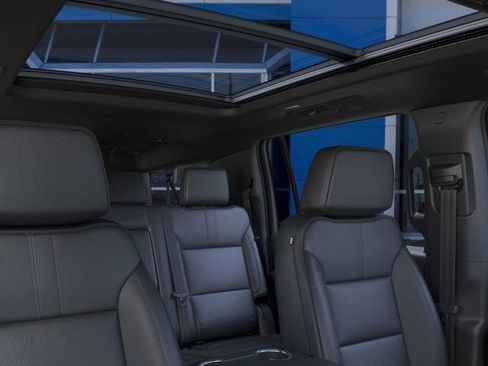 New 2026 Chevrolet Suburban RST w/ Sun And Tow Package AWD/4WD image 26
