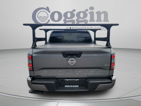 Certified 2024 Nissan Frontier SV RWD image 3