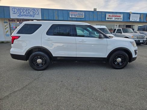 Used 2017 Ford Explorer 4WD Police Interceptor image 11